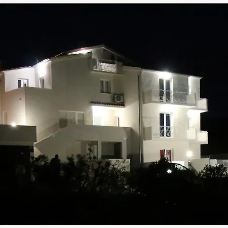 Apartman Zeljko Primosten